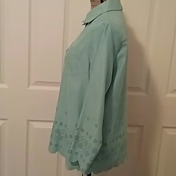 Women Long Sleeve Blouse - Picture 5 of 6